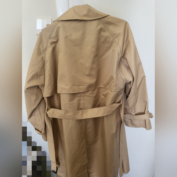 NWOT Maxmara weekend Double-breasted trench coat in showerproof fabric - Picture 5 of 8